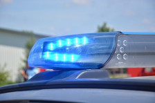 Лажни дојави за бомби во две училишта и музеј во Скопје - Либертас