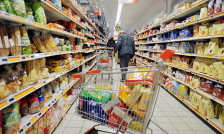 Четири маркети фатени во „картелска игра“ – КЗК ги казни и нив и Сојузот на стопански комори - Либертас