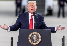 Трамп им се закани на контролорите на летање во САД веднаш да се вратат на работа - Либертас