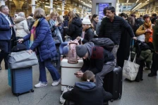 Илјадници патници заглавени меѓу Британија и Франција поради прекин на струја во Евротунелот - Либертас