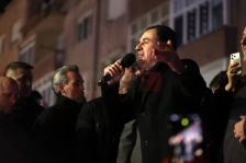 Курти убедливо победи на вонредните избори во Косово - Либертас