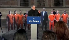 Мирен протест на опозицијата пред владата во Тирана, новата година ја почнува со масовни протести - Либертас