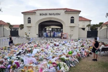 Напаѓачот од Бонди обвинет за 15 убиства - Либертас