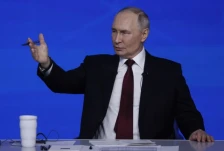 Путин 4,5 часа одговараше на политички, но и на лични прашања - Либертас