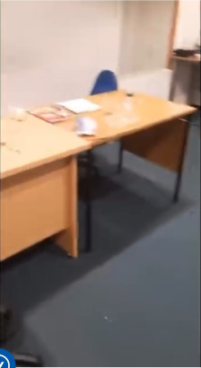 (ВИДЕО) Отпуштените службеници од ДУИ имаа и кревети во канцелариите, вели Стоилковиќ - Либертас