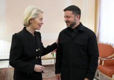 Фон дер Лајен телефонски ќе разговара со Зеленски и други европски лидери - Либертас