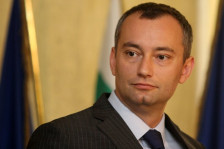 Бугаринот Николај Младенов ќе ги предводи новите власти во Газа? - Либертас