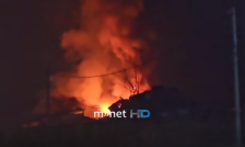 (Видео) Пожар во Штип: Гореше отпад, зафатен и хангар со преси за картон и алуминиум - Либертас