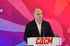 СДСМ: Царот е гол! - Либертас
