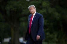 Трамп: Добри работи се случуваат во разговорите меѓу Украина и Русија - Либертас