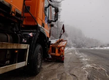 Сите државни патишта проодни и безбедни за сообраќај, поради врнежите од снег се препорачува внимателно возење - Либертас