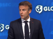 Макрон: Франција не ги одобрува методите што се користат за соборување на Мадуро - Либертас