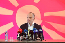 Филипче: Влезот на мигранти кои имаат врска со криминал трајно ќе го стопира процесот на ЕУ интеграција - Либертас