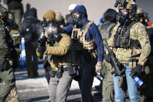 Граничните агенти вмешани во пукањето врз Алекс Прети се привремено отстранети од работа - Либертас