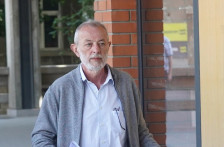 Почина режисерот Мика Алексиќ, обвинет за силување ученички во неговата школа за глума - Либертас