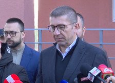 Мицкоски повтори дека нема да има уставни измени без два услова, инаку ќе сме биле „мивки“ - Либертас