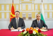 Николоски: Бугарија го ратификува договорот за изградба на меѓуграничен железнички тунел на Коридорот 8. - Либертас