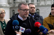 Администрацијата и Владата се договорија за 8 отсто покачување, се чека „амин“ од органите на УПОЗ - Либертас