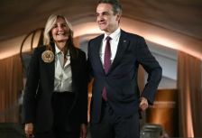 Сопругата на грчкиот премиер доживеала тешка несреќа, итно е оперирана во Италија - Либертас