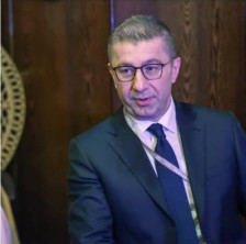 Мицкоски се сретна со Кошта: Македонија заслужува да биде во ЕУ без билатерални условувања - Либертас