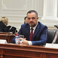 Новата директорка на Развојна банка е сопруга на Димитар Димовски од ВМРО-ДПМНЕ - Либертас