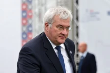 Сибиха: Нереално е завршување на војната во Украина без Трамп - Либертас