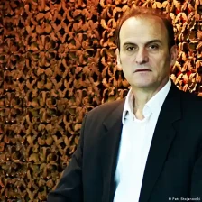 Реставрацијата и вториот атентат на СЈО - Либертас