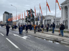 ССМ ја почна блокадата. Мицкоски сепак си влезе во зградата на главната врата - Либертас