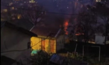 Во Велес вечерва се слушаат силни експлозии и пожар кај болницата - Либертас