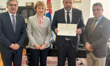 СДСМ: Кој е Душан Адамовиќ и зошто е избран за почесен Конзул на Македонија? - Либертас