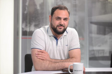 Вози Мишко – кога системот замижува, а потоа удира со пендрак - Либертас