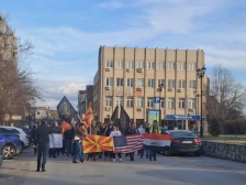 Протестен марш на граѓаните кои работеа во Ирак и Авганистан во Куманово - Либертас