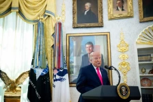 Трамп: Иран им даде на САД подарок вреден „тон пари“, поврзан со нафтата, гасот и Ормуз - Либертас