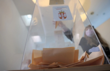 Тадиќ: Kако фашистите на Мусолини, Вучиќ испрати свои орди со насилници на местата каде што се одржуваат денеска локалните избори - Либертас