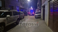 (ФОТОГРАФИИ ОД МЕСТОТО) Девојка вечерва паднала од зграда во Тетово - Либертас