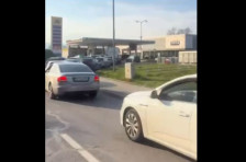 (ВИДЕО) Гужви на бензинските: Се чека Владата да го намали ДДВ-то додека земјите во регионот веќе ги замрзнаа цените - Либертас