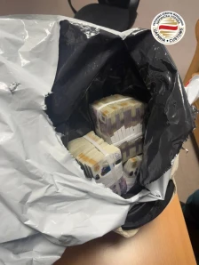 На Меѓународниот аеродром Скопје откриени непријавени 150 илјади британски фунти - Либертас