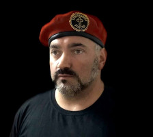 Контроверзното минато на Жарко Грозданоски, осомничен за убиството на 76-годишниот Климе Митрески - Водач на ултра-десничарската организација, гонет за „оштетување туѓи предмети"... - Либертас