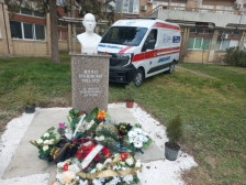 Илчо Гоцевски, возачот на Брзата помош од Кочани доби спомен обележје - Либертас