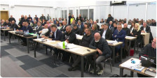 Имам бактерија во грлото, немам пари да идам на судење, некој од Кочани се спремаат да ме убиат. Газдата на објектот на Пулс се жалеше судијката му се закани со притвор - Либертас