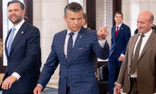 Пентагон: Не грижете се, Ормускиот теснец нема да остане затворен - Либертас