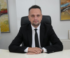 „Со туѓ труд и со туѓи перја навистина и лесно се фотографира“, Градоначалникот на Паланка реагира оти не бил повикан на отварањето на обиколницата - Либертас