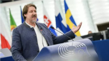 Вајц: С. Македонија не може да ги предоговори уставните измени - Либертас