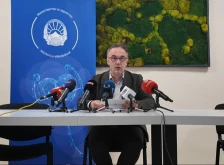 Алиу: Хартијата оди во минатото - Медицинската документација ќе се води дигитално, се подобрува пристапот на граѓаните до нивното здравствено досие - Либертас