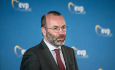 Шефот на ЕПП обвини дека Алтернатива за Германија затскриено работи по неонацистички диктат - Либертас