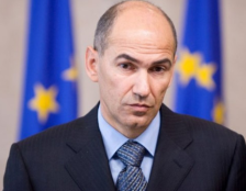 Јанез Јанша не прифаќа пораз - Либертас