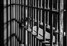Го излажале дека ќе му ја намалат затворската казна, осуденик измамен за 890.000 денари - Либертас