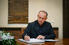 Честитка од Гаши по повод Меѓународниот ден на Ромите: Ромската заедницае важен дел од мозаикот на нашата земја - Либертас