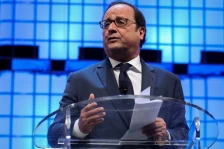 Поранешниот француски претседател Оланд изрази желба повторно да се кандидира за функцијата - Либертас