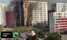 (ВИДЕО) Најмалку 11 лица се повредени во пожар во станбен комплекс во Тирана - Либертас